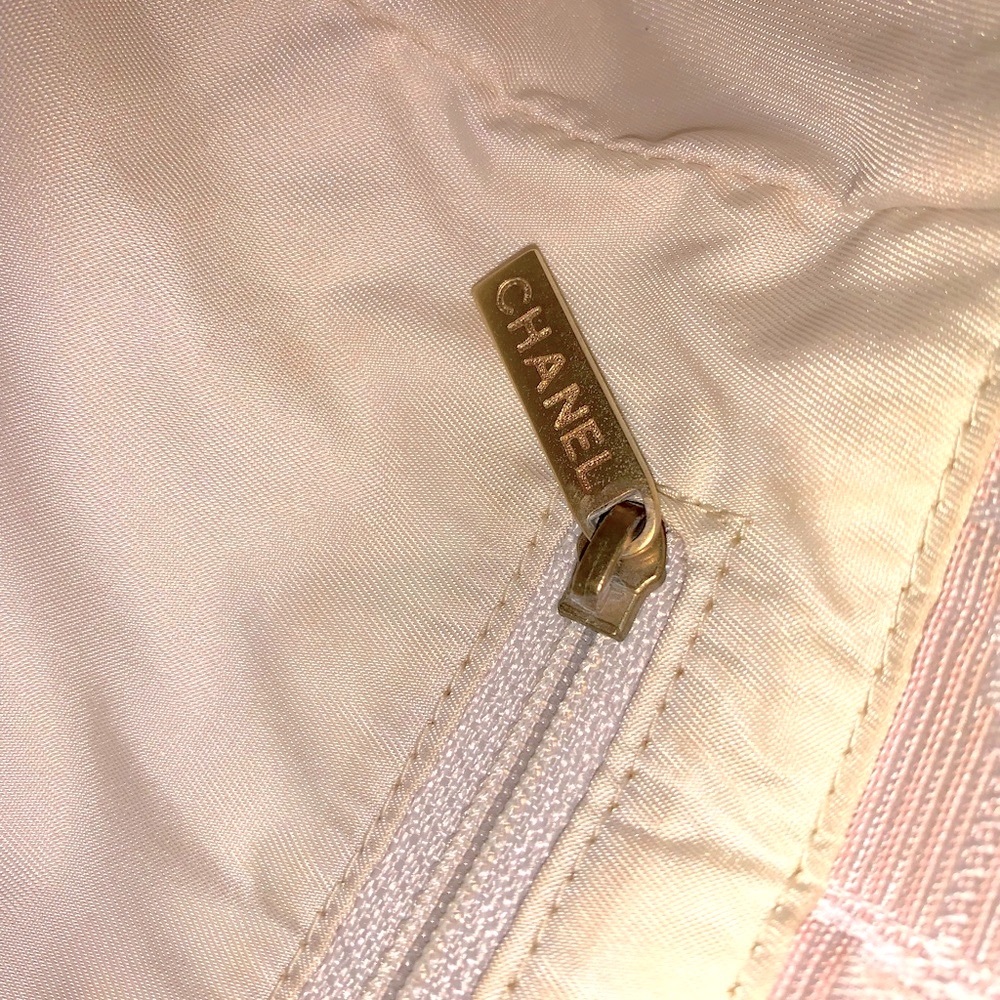 🎀SOLD🎀 Chanel Travel Tote Bag - Picture 12 of 14